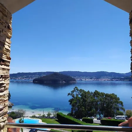 Сasa de vacaciones En Combarro A Pie De Playa Poio