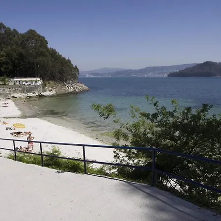En Combarro A Pie De Playa Poio